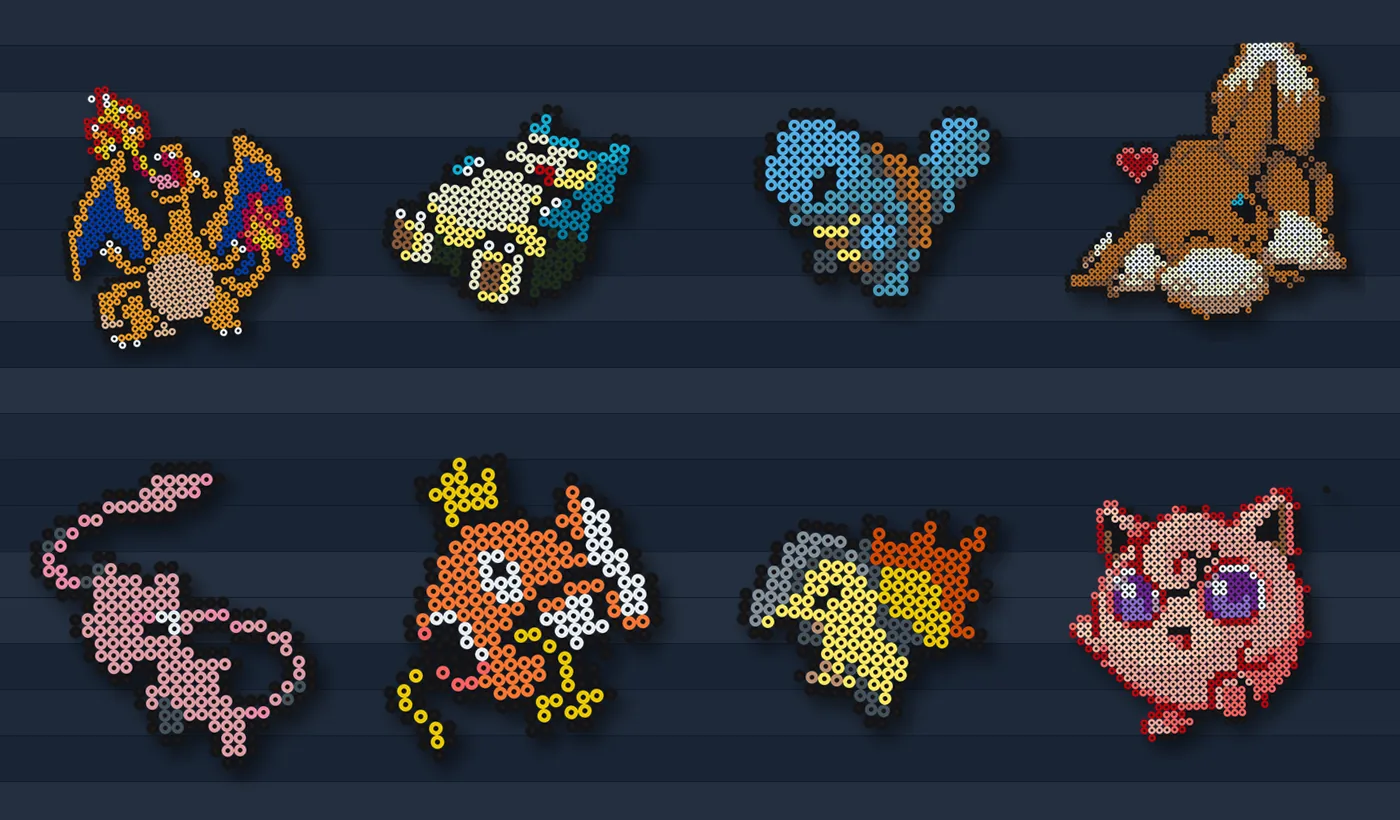 Pokémon strijkkralen patronen: Charizard, Snorlax, Squirtle, Eevee, Mew, Magikarp, Cyndaquil en Jigglypuff op een houten tafel